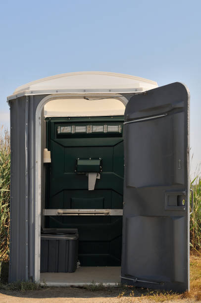Best Porta potty delivery and setup  in Plano, TX